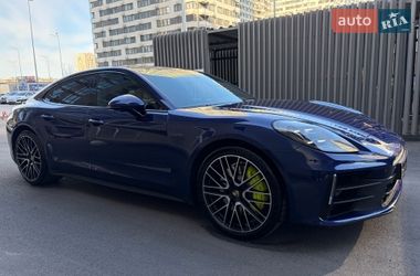 Фастбек Porsche Panamera 2024 в Києві