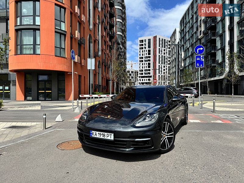Porsche Panamera 2018