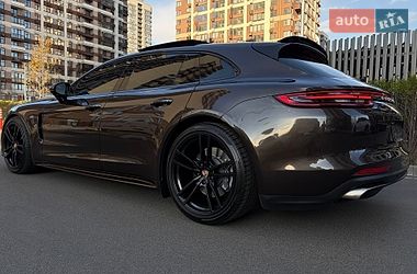 Универсал Porsche Panamera 2017 в Киеве