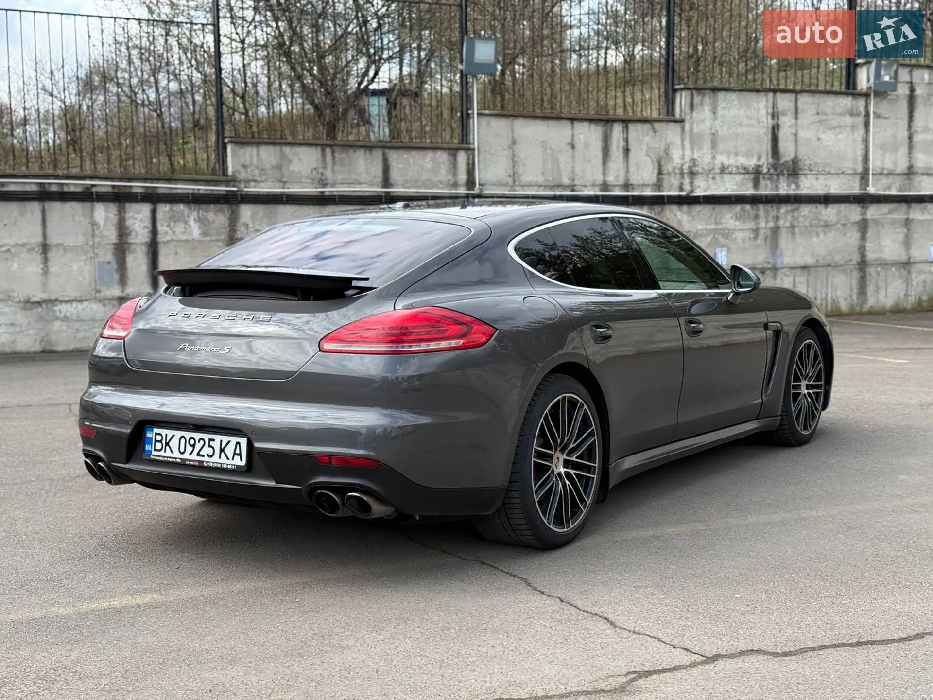 2014 Porsche Panamera - мініатюра 23