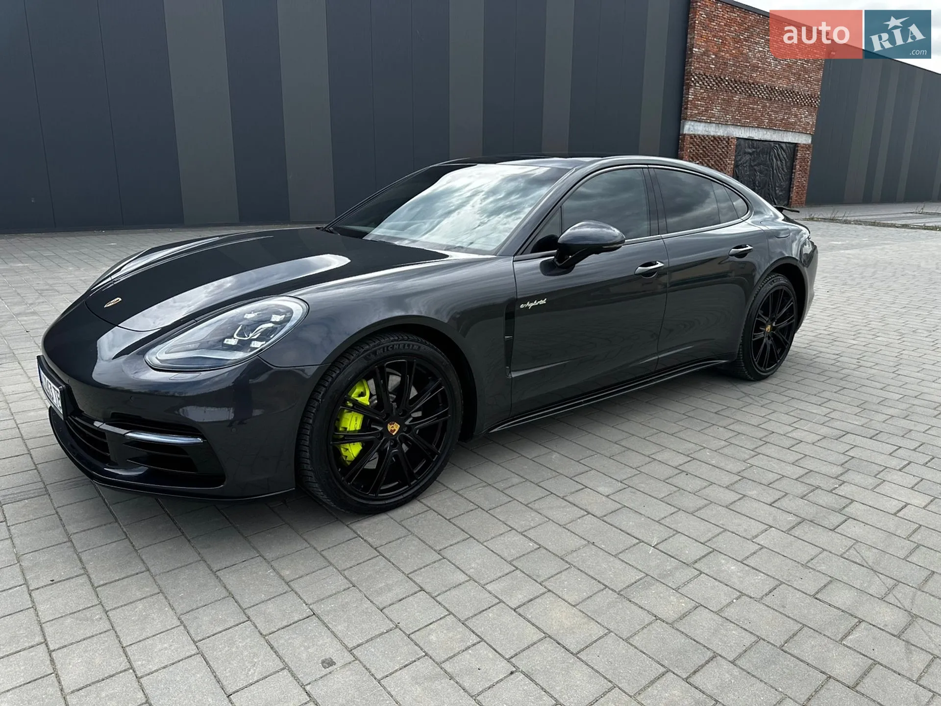 2017 Porsche Panamera - мініатюра 14