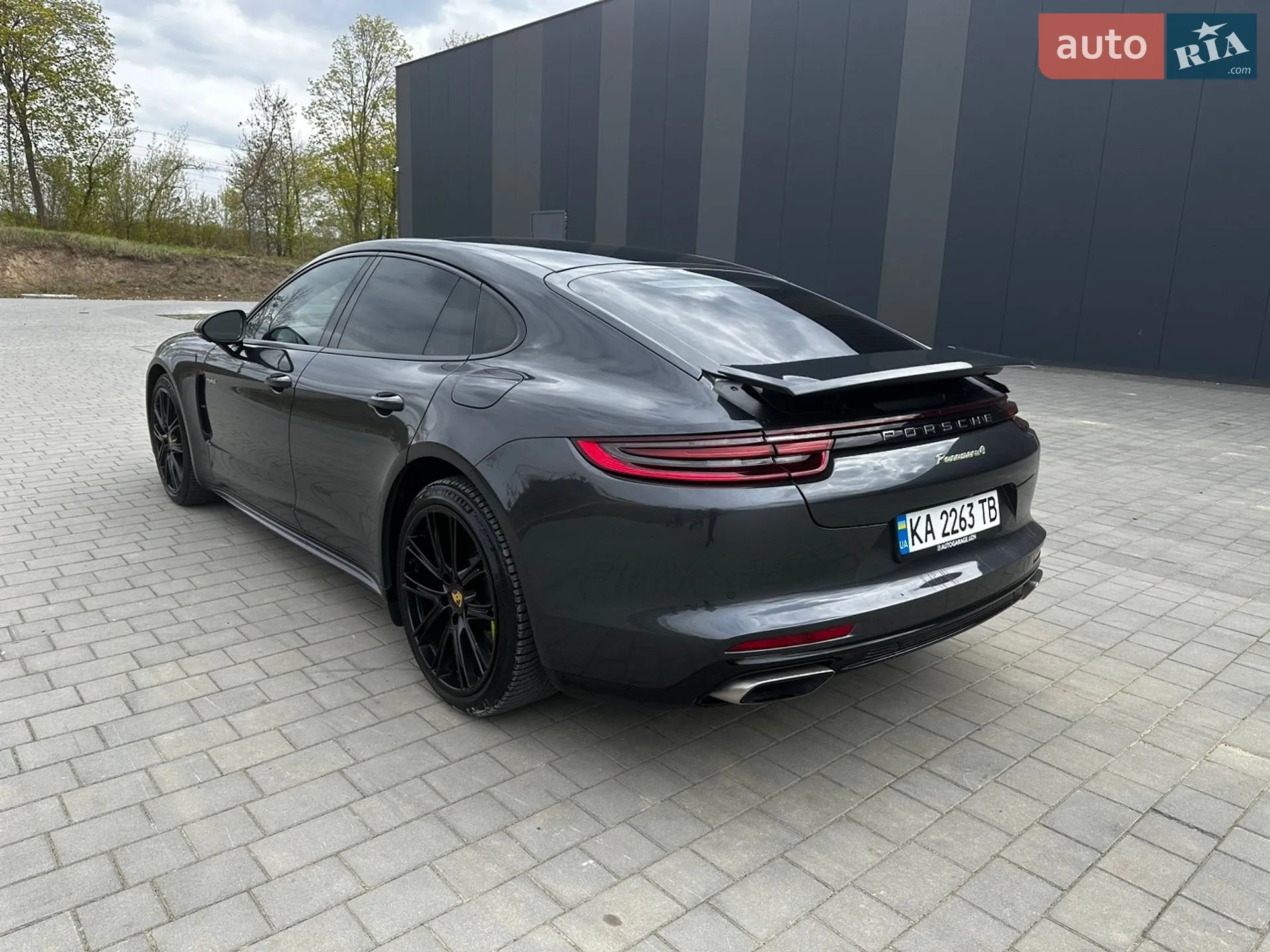 2017 Porsche Panamera - мініатюра 19