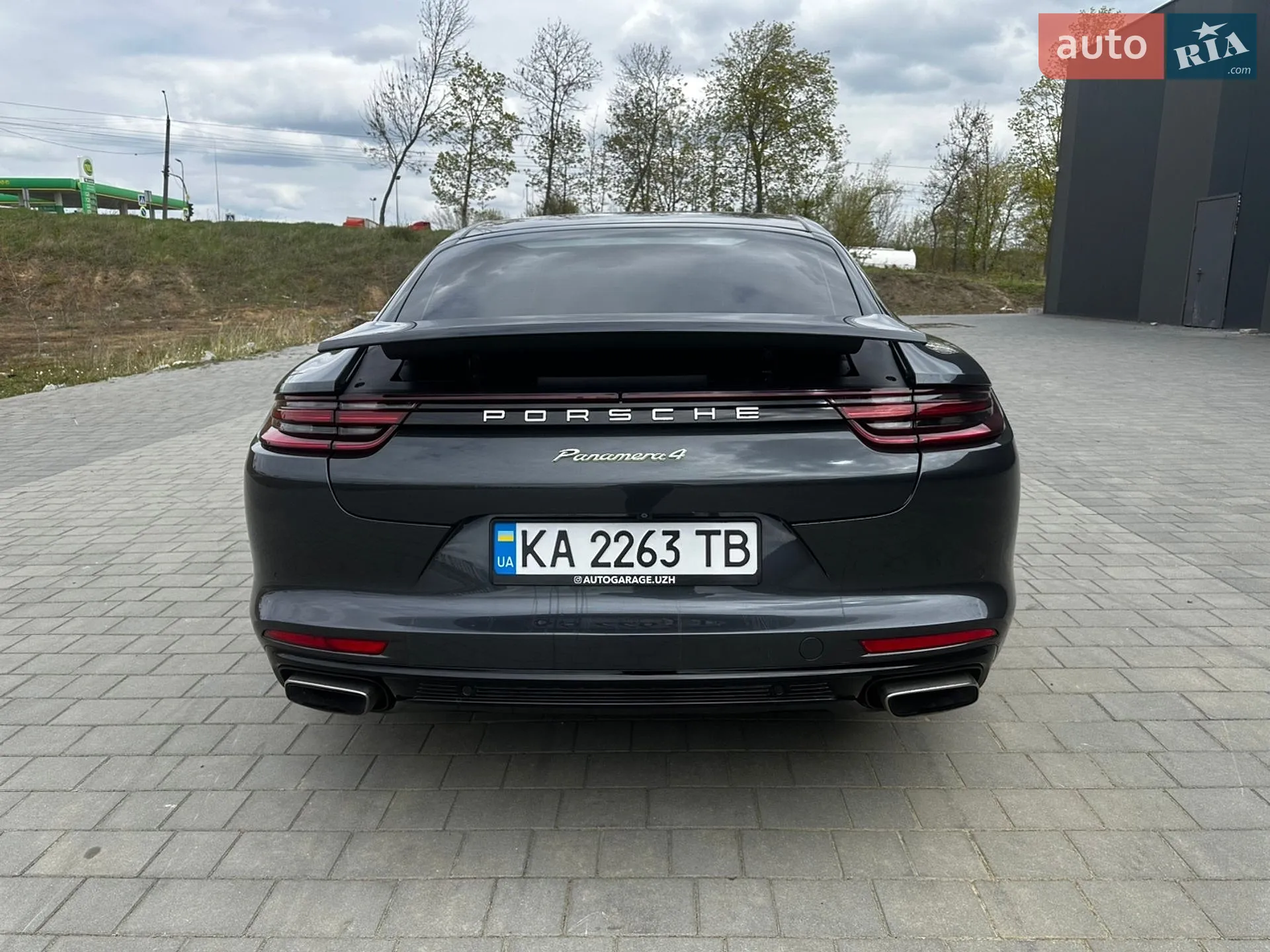 2017 Porsche Panamera - мініатюра 31