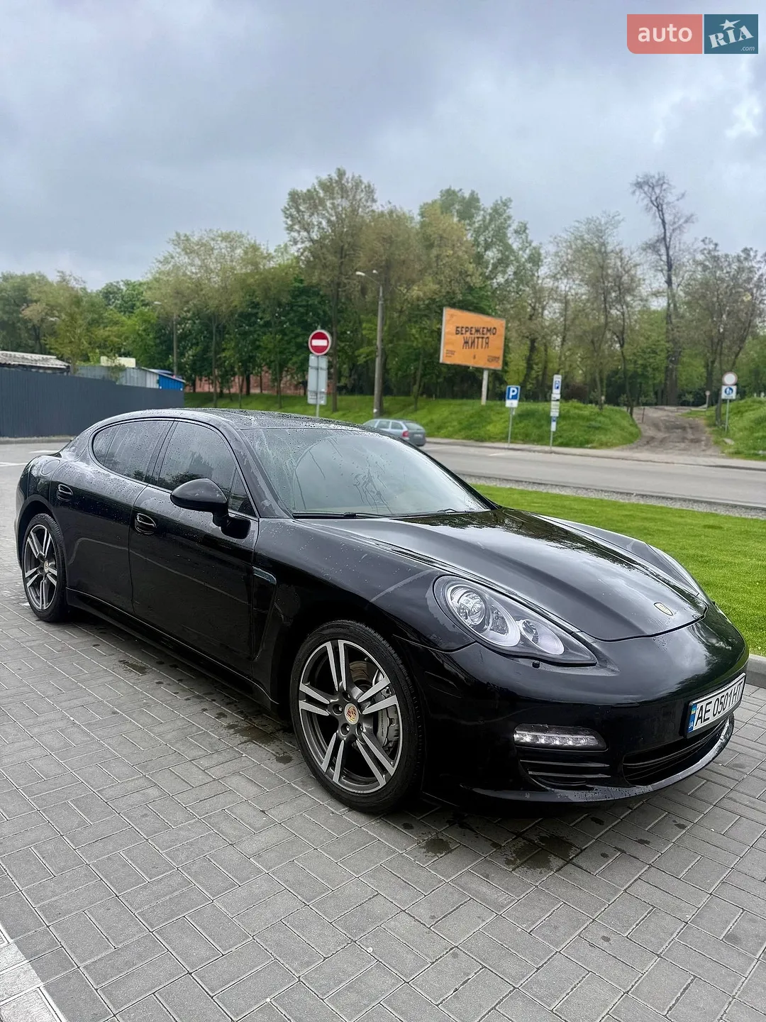 2010 Porsche Panamera - мініатюра 2