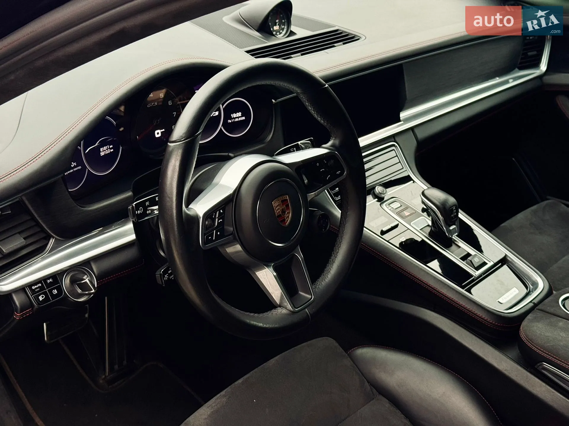 2018 Porsche Panamera - мініатюра 44