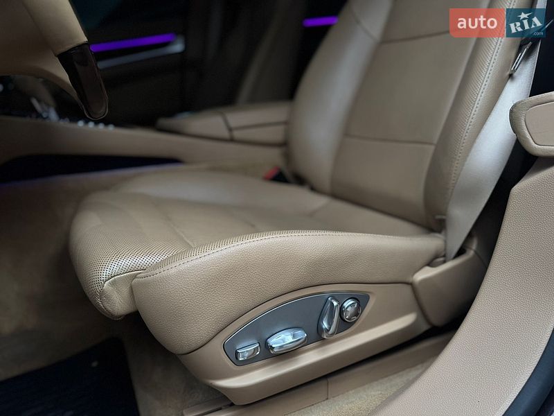 Фастбэк Porsche Panamera 2012 в Днепре