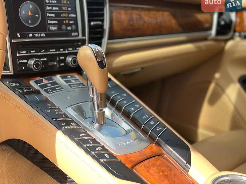 Фастбэк Porsche Panamera 2011 в Одессе фото 12 Фастбэк Porsche Panamera 2011 в Одессе