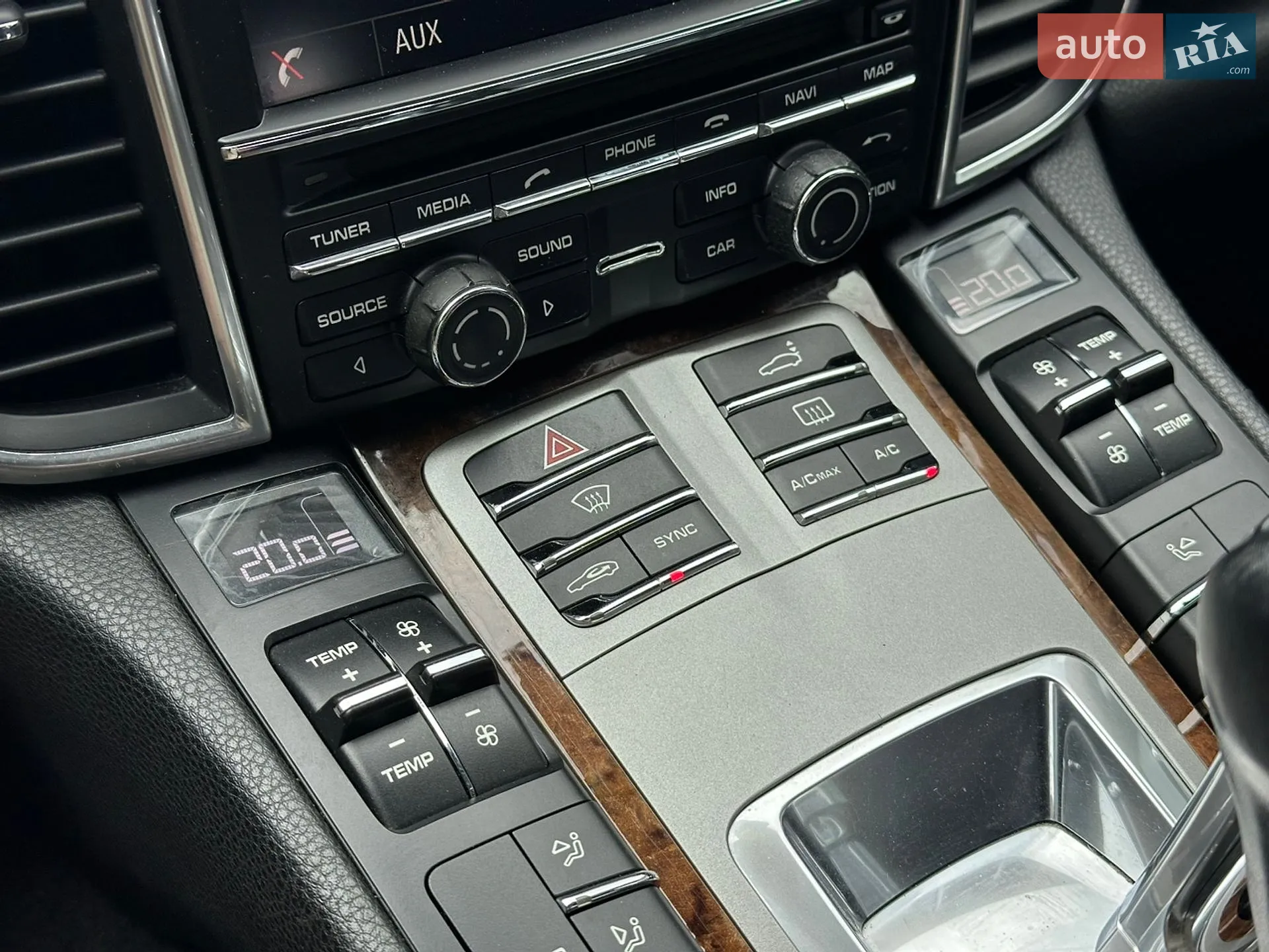 2014 Porsche Panamera - мініатюра 39
