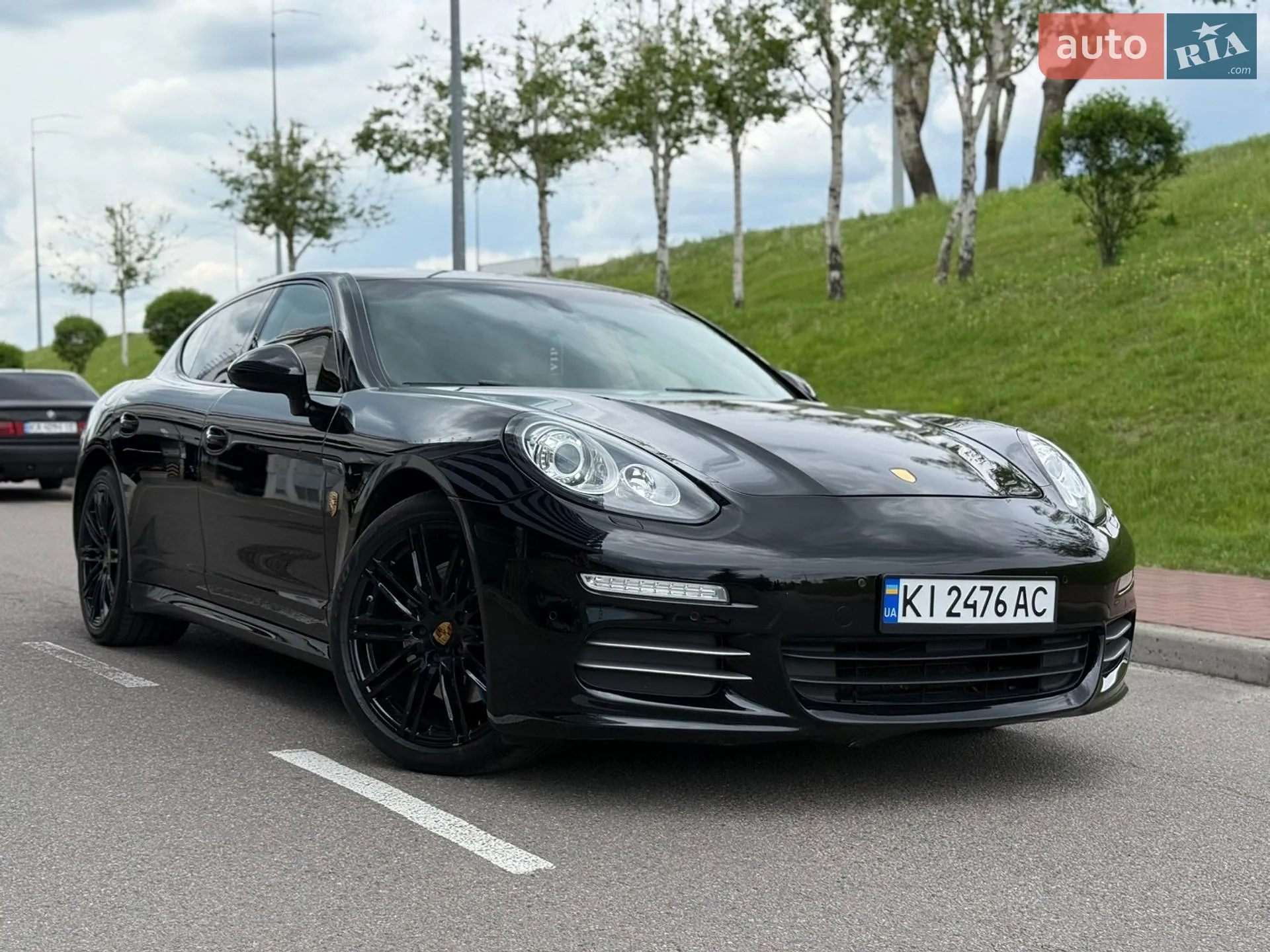 2016 Porsche Panamera - мініатюра 2
