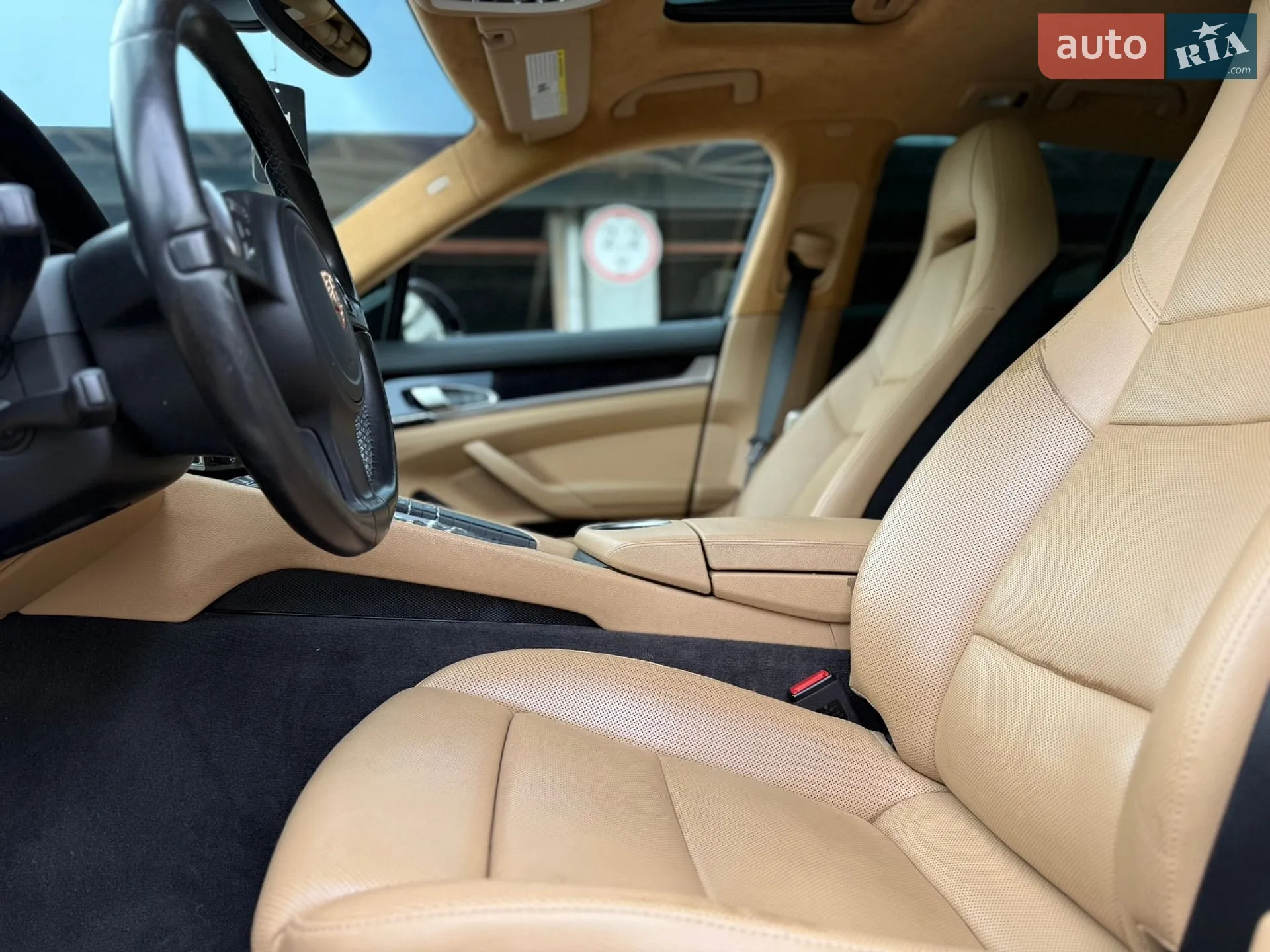 2016 Porsche Panamera - мініатюра 13