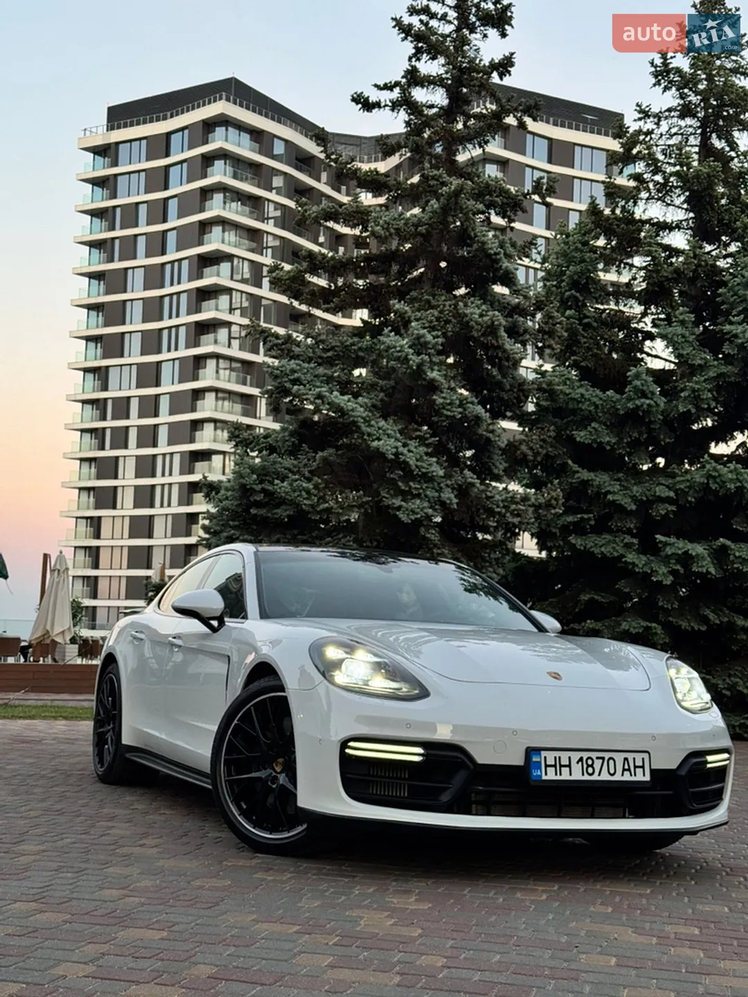 2019 Porsche Panamera - мініатюра 19