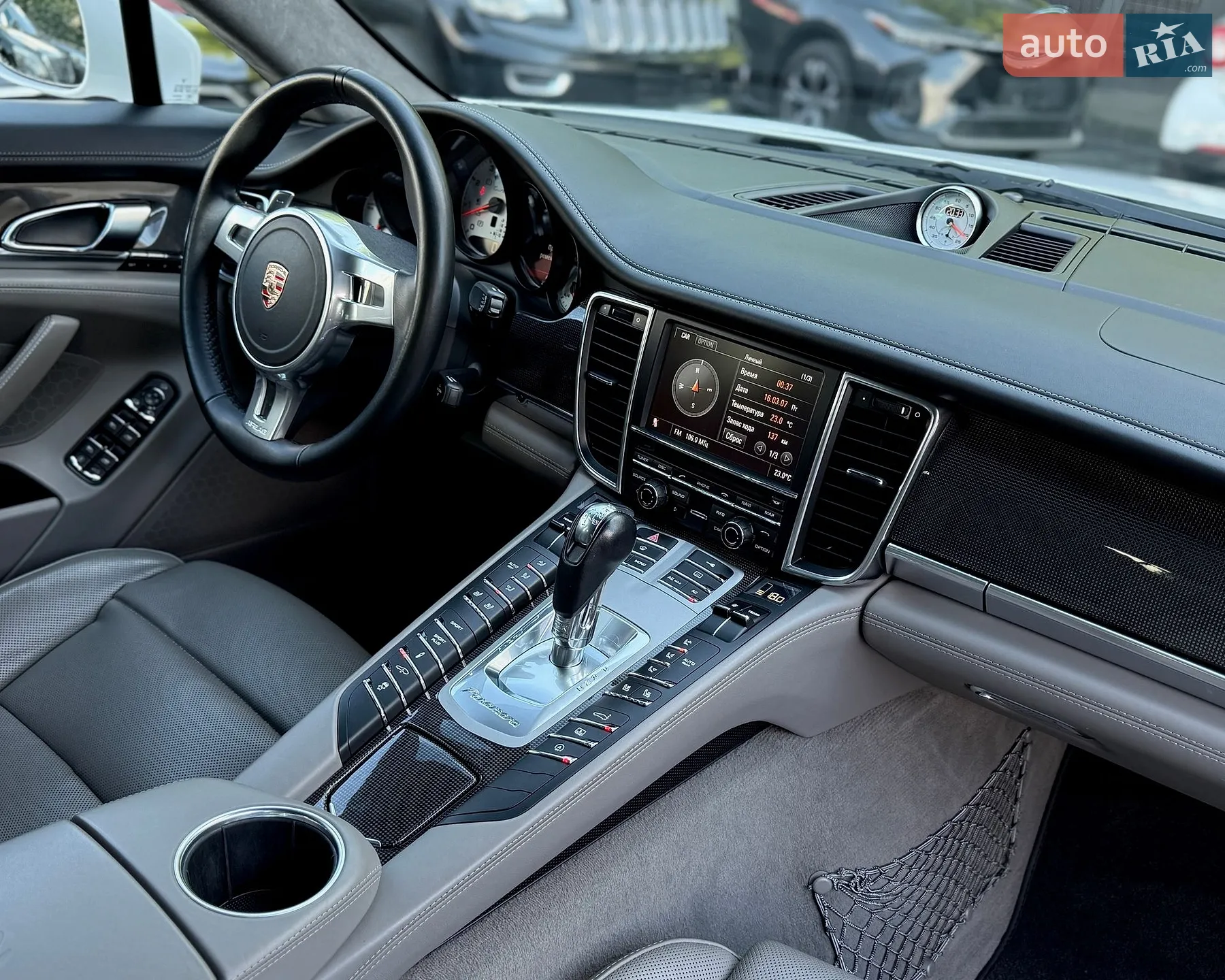 2011 Porsche Panamera - мініатюра 20