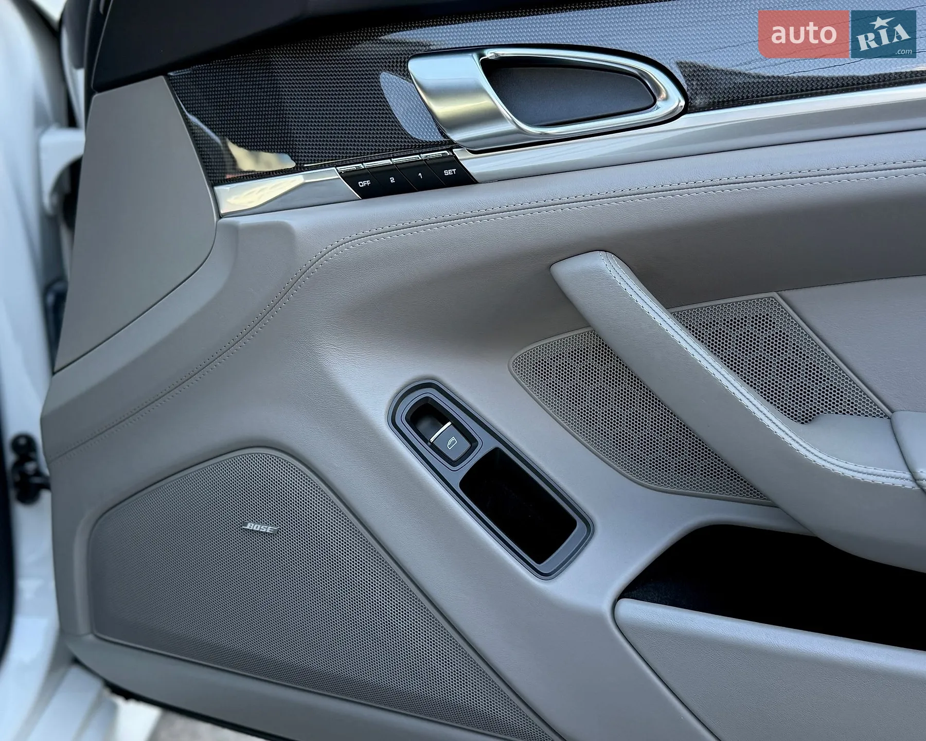 2011 Porsche Panamera - мініатюра 22