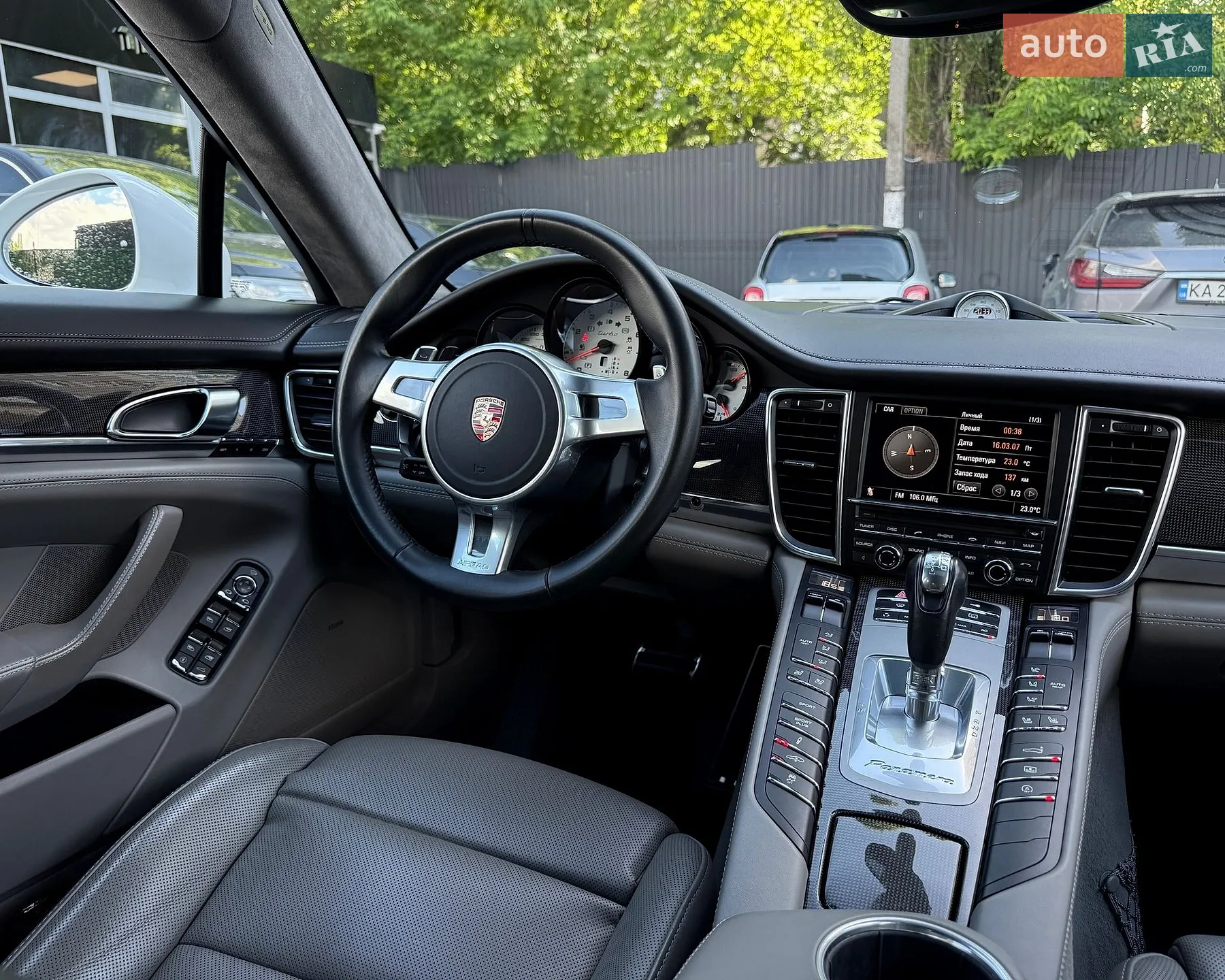 2011 Porsche Panamera - мініатюра 24