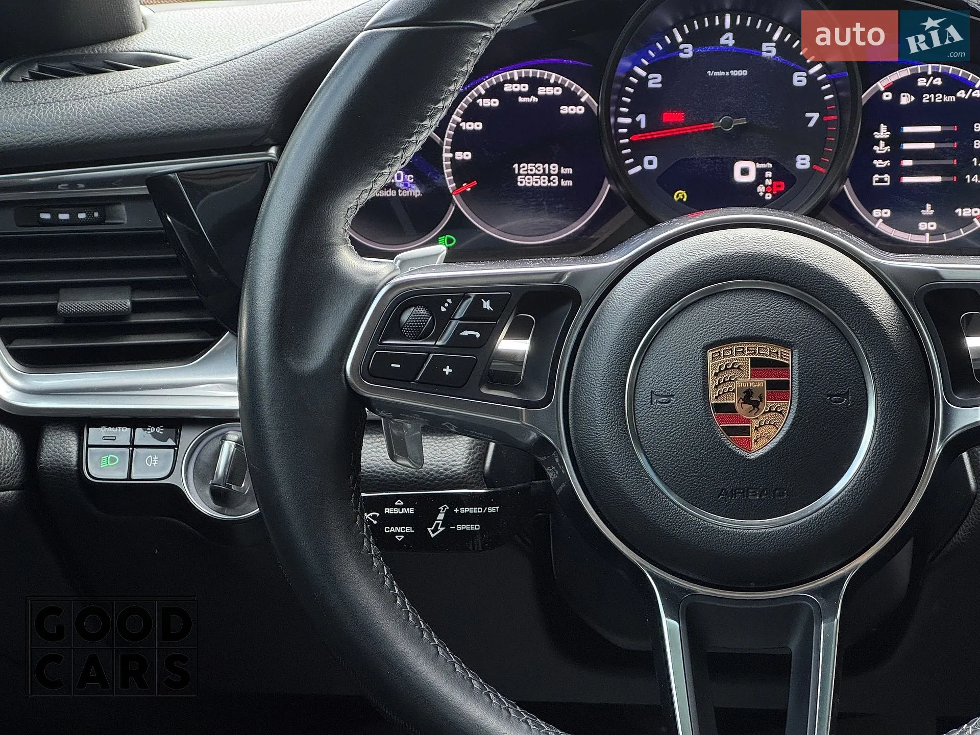 2019 Porsche Panamera - мініатюра 39