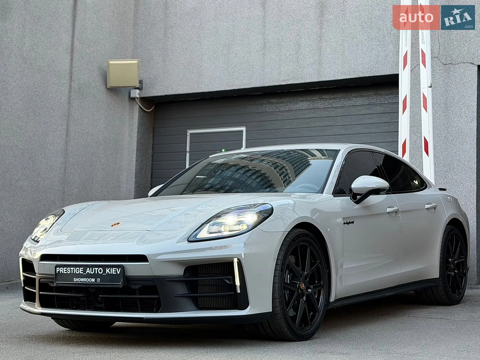 2024 Porsche Panamera - мініатюра 10