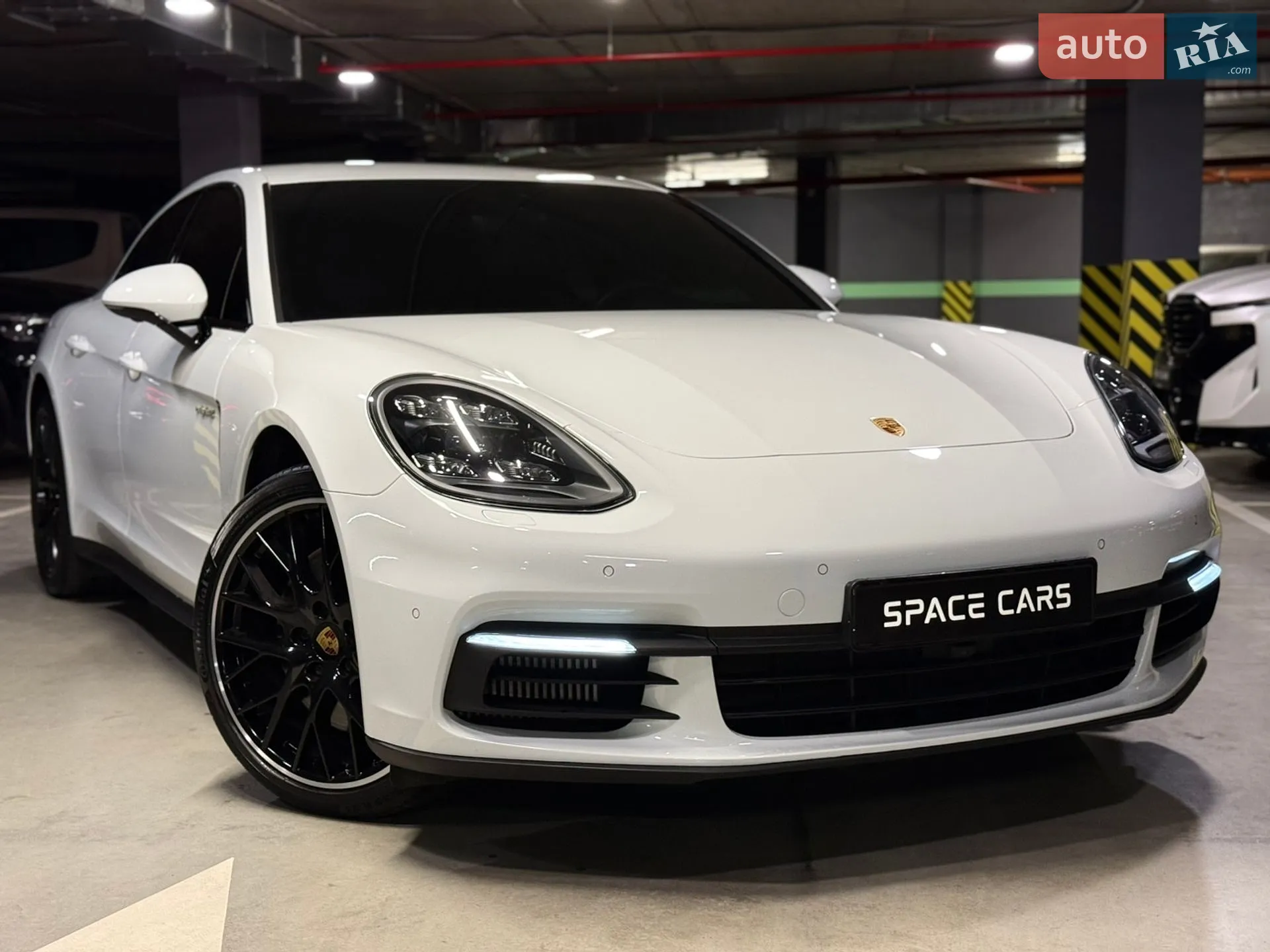 2019 Porsche Panamera - мініатюра 2