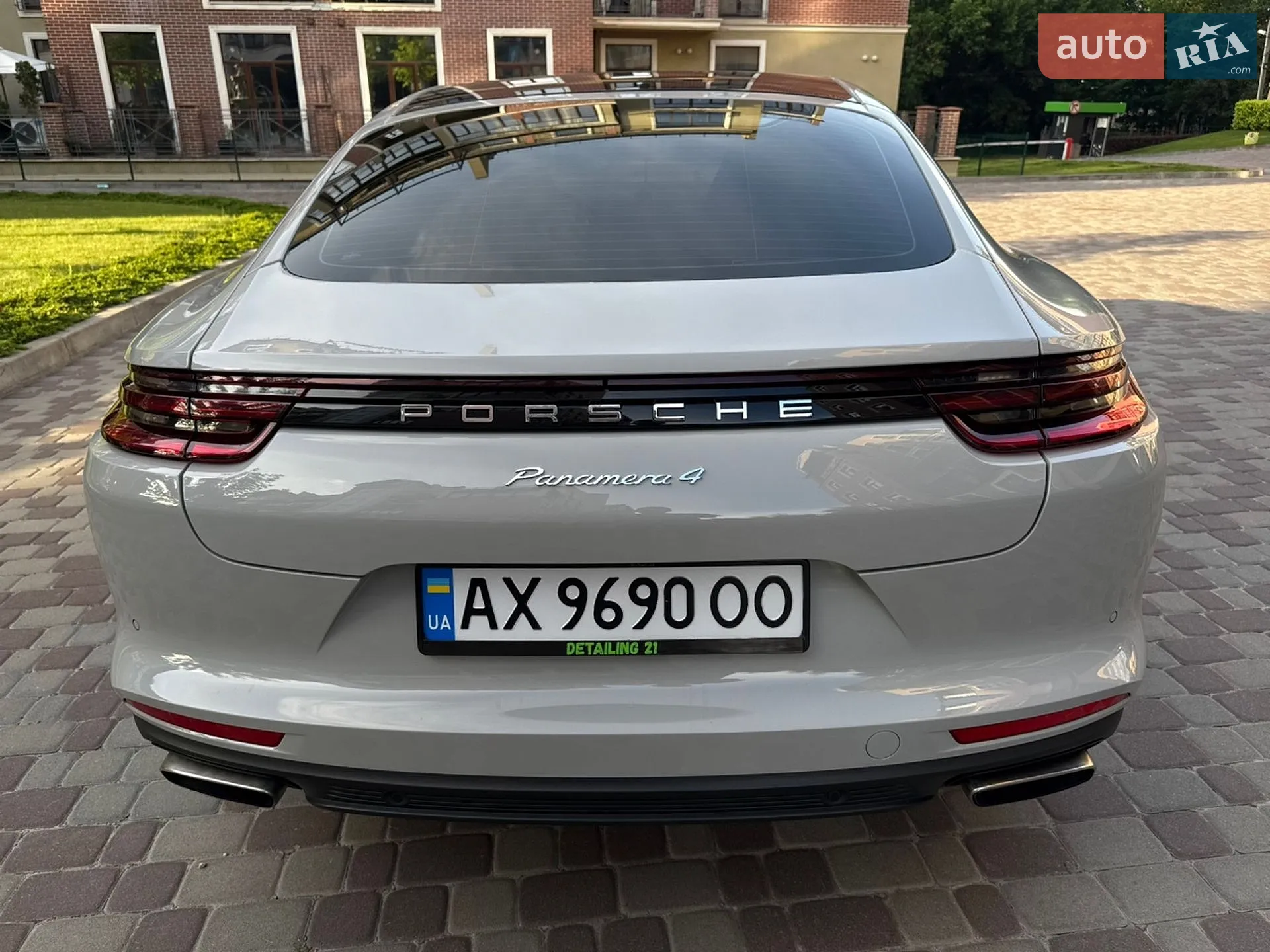 2018 Porsche Panamera - мініатюра 9