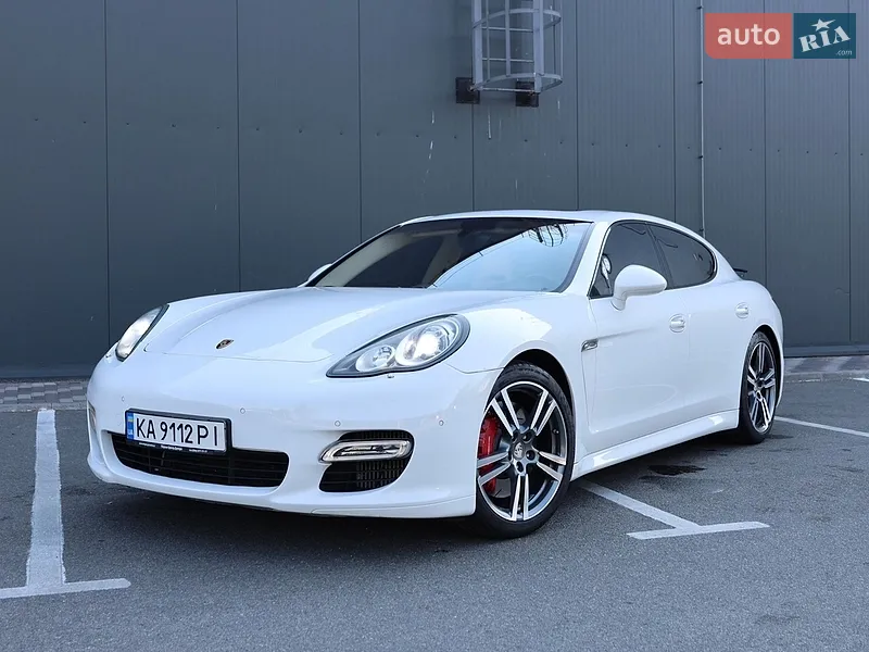 Porsche Panamera 2011