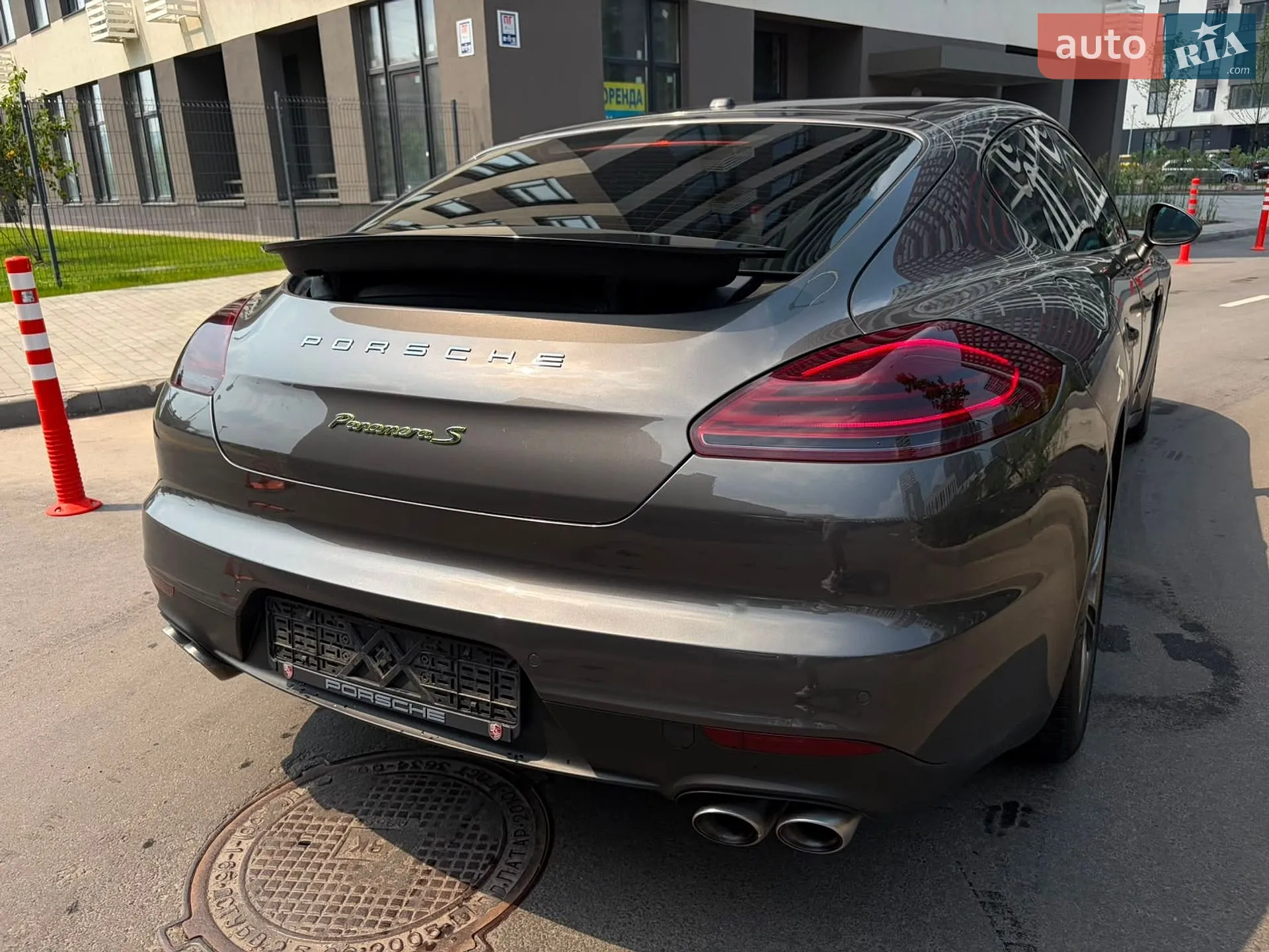 2015 Porsche Panamera - мініатюра 31