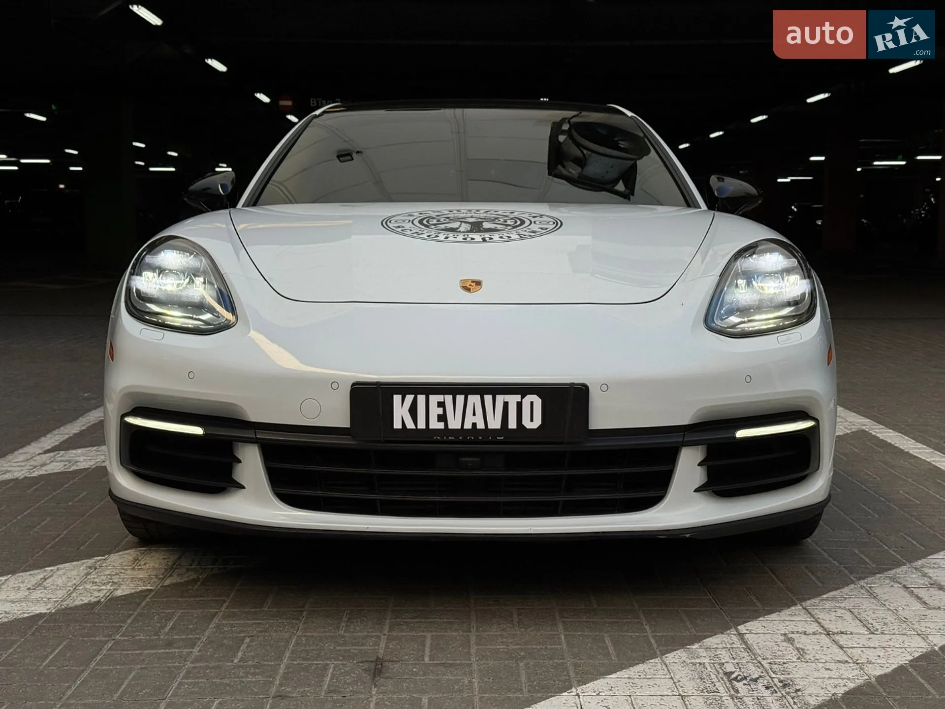 2017 Porsche Panamera - мініатюра 3