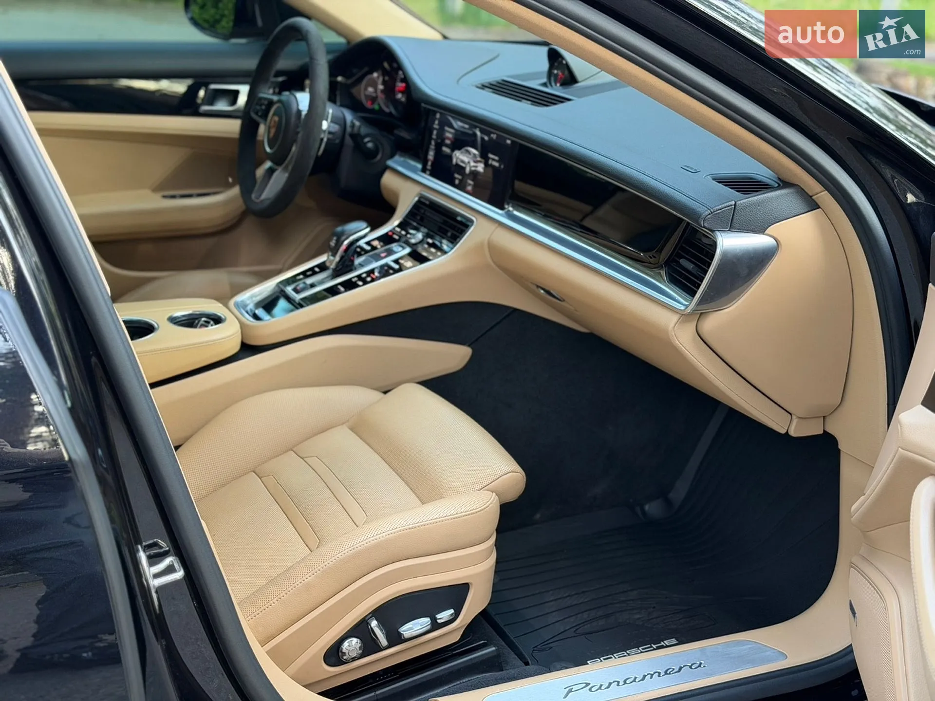 2018 Porsche Panamera - мініатюра 26
