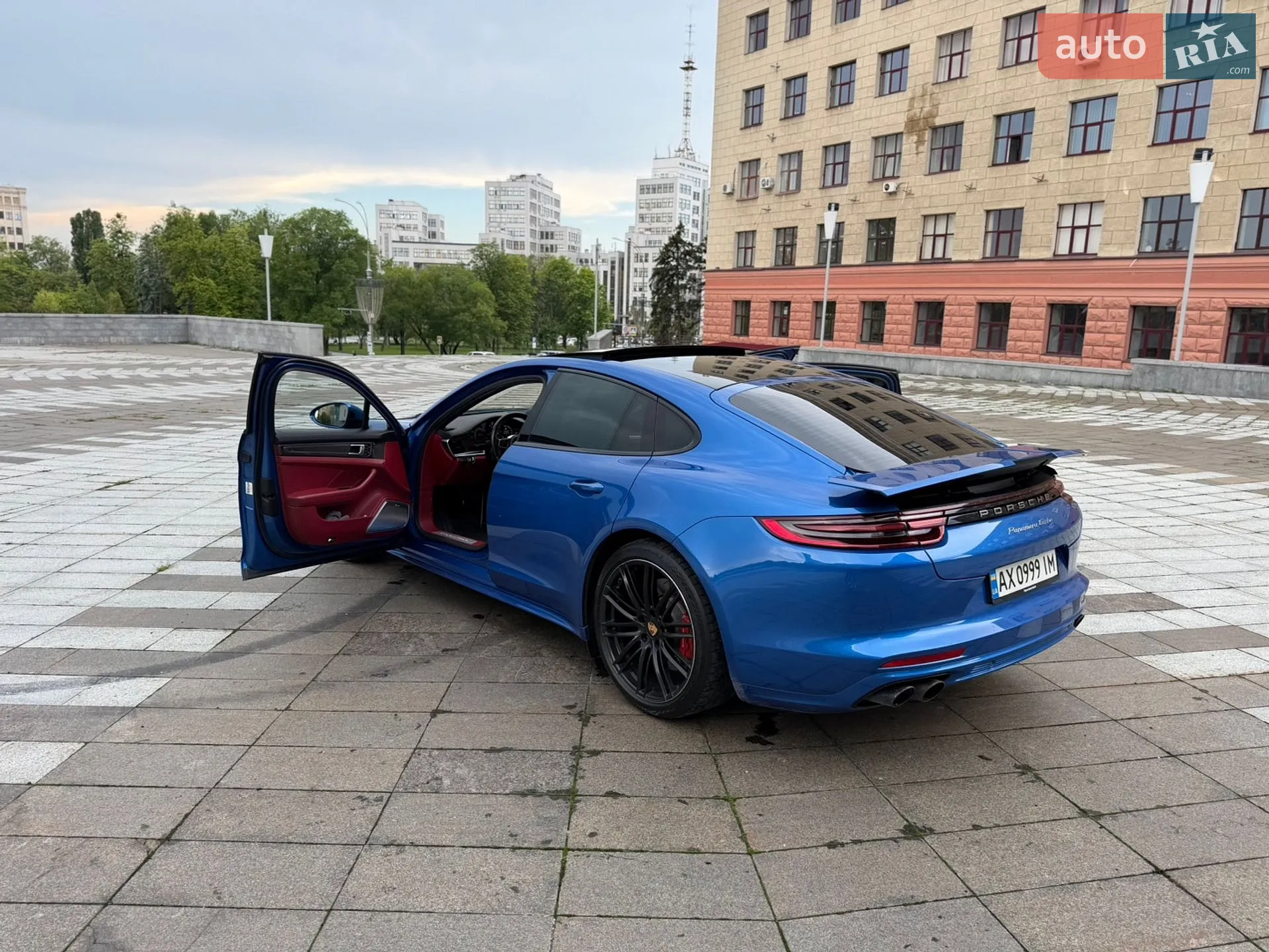 2017 Porsche Panamera - мініатюра 21