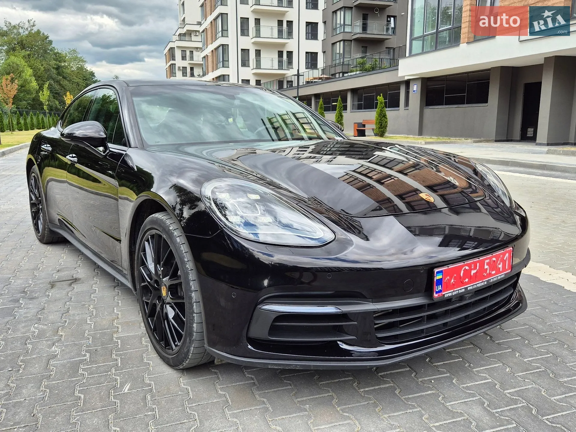 2018 Porsche Panamera - мініатюра 3