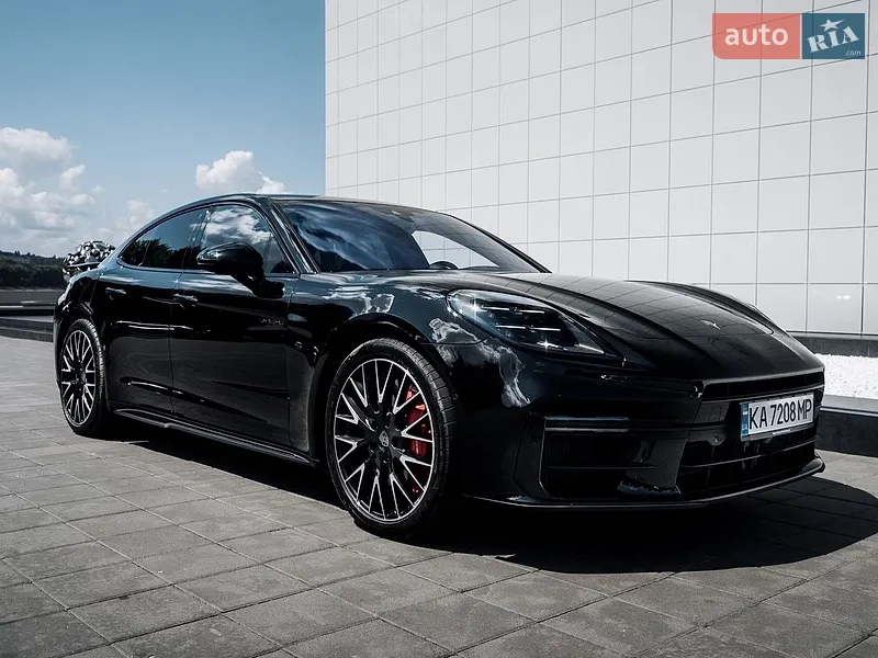 Porsche Panamera 2024