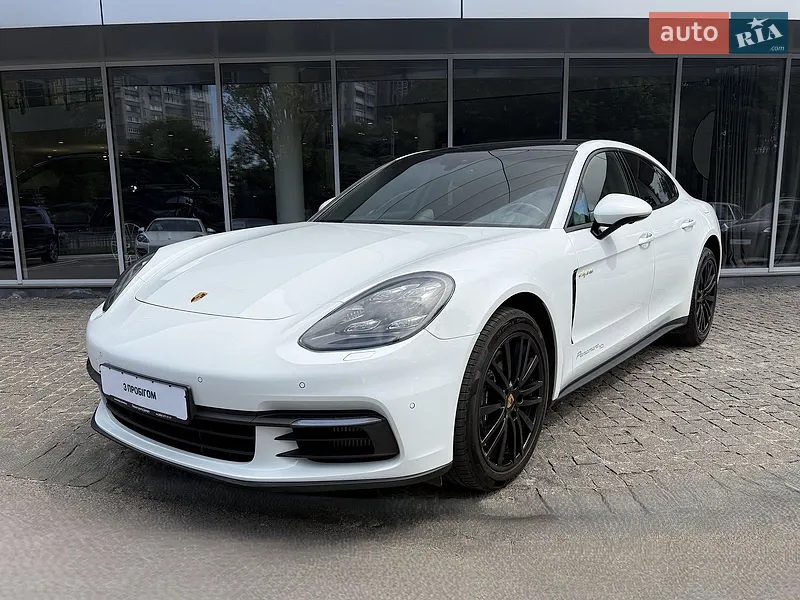 Porsche Panamera 2020
