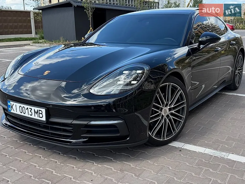 Porsche Panamera 2020