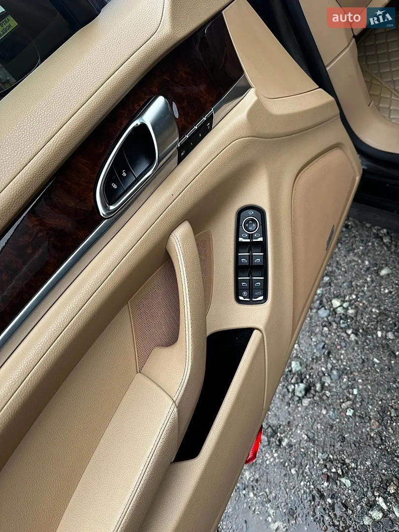 2012 Porsche Panamera - мініатюра 23