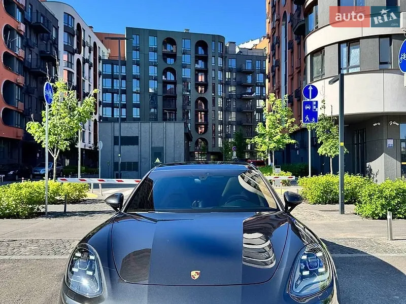 Porsche Panamera 2018