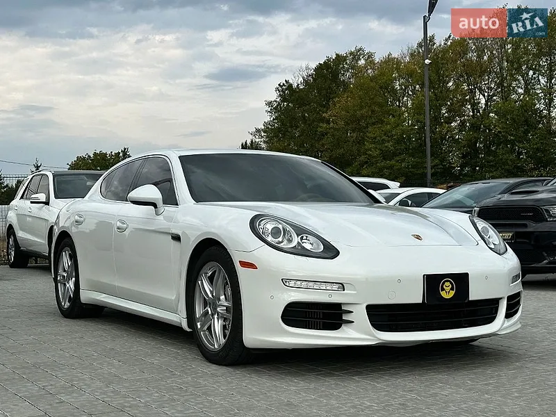 Porsche Panamera 2013