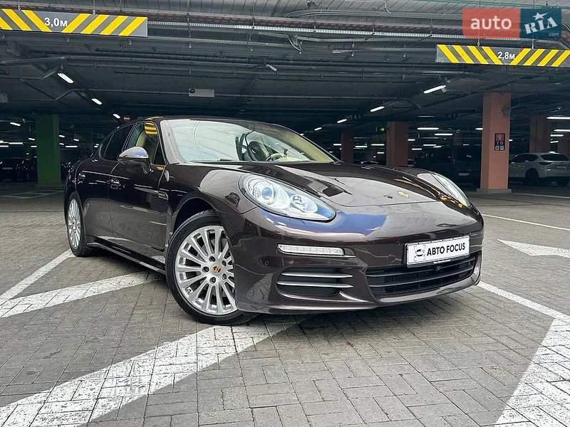 Porsche Panamera 2013