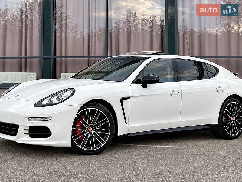 Porsche Panamera 2013