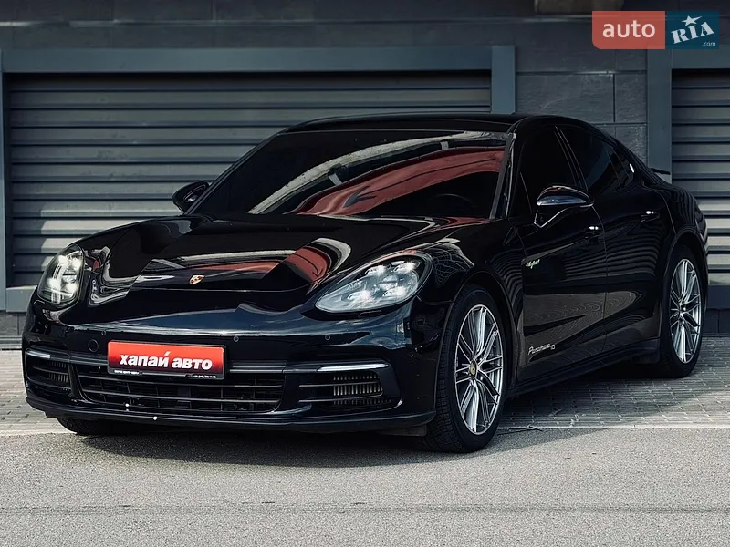 Porsche Panamera 2020