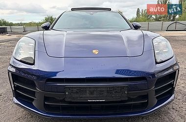 Фастбек Porsche Panamera 2024 в Києві