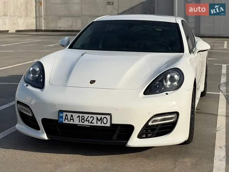 Porsche Panamera