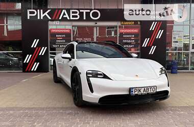Универсал Porsche Taycan Cross Turismo 2021 в Львове