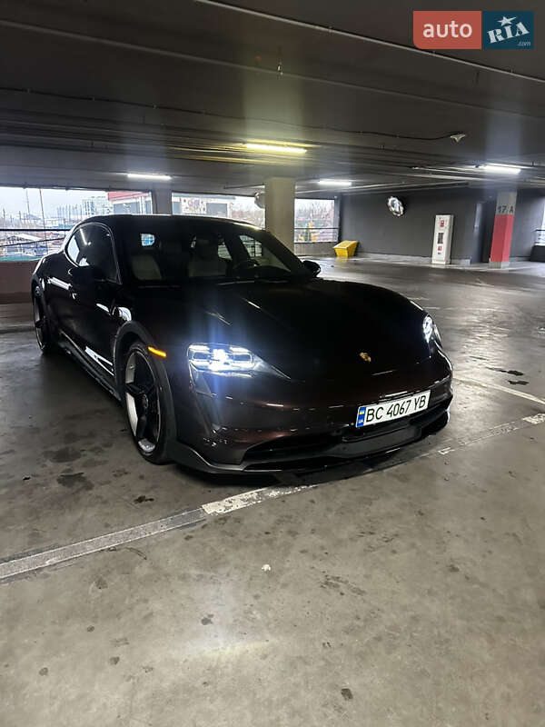 Универсал Porsche Taycan Cross Turismo 2022 в Львове фото 23 Универсал Porsche Taycan Cross Turismo 2022 в Львове