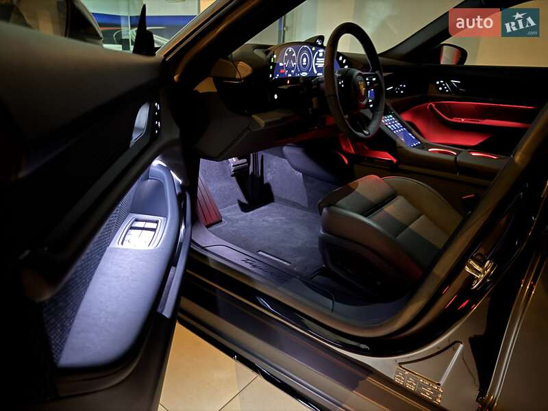 Універсал Porsche Taycan Cross Turismo 2022 в Одесі