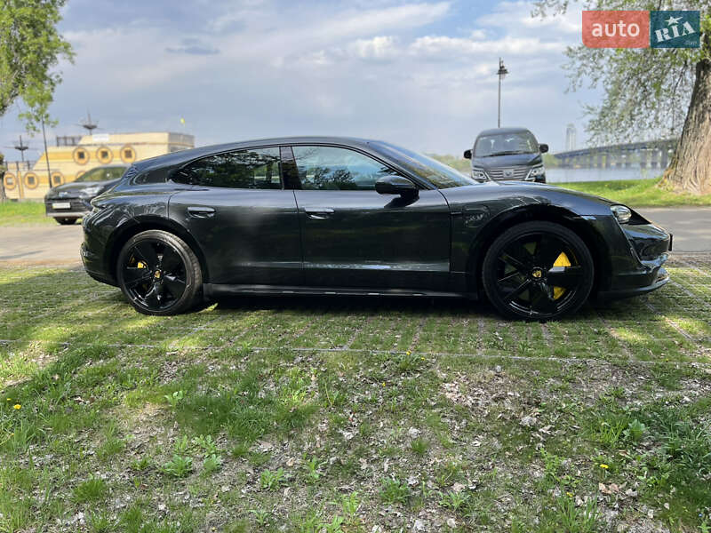 Универсал Porsche Taycan Cross Turismo 2021 в Киеве фото 5 Универсал Porsche Taycan Cross Turismo 2021 в Киеве