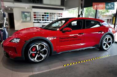 Универсал Porsche Taycan Cross Turismo 2024 в 