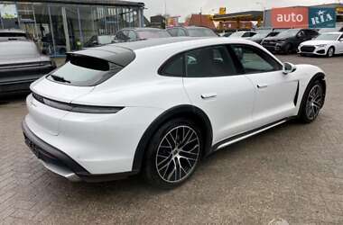 Универсал Porsche Taycan Cross Turismo 2023 в 