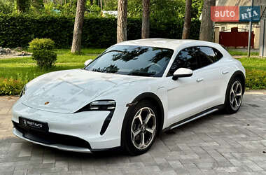 Универсал Porsche Taycan Cross Turismo 2021 в 