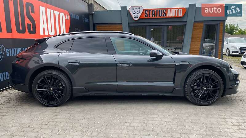 Седан Porsche Taycan Cross Turismo 2023 в Виннице