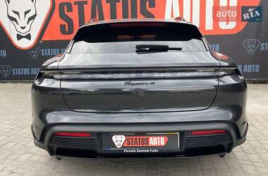 Седан Porsche Taycan Cross Turismo 2023 в 