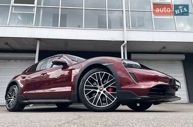 Универсал Porsche Taycan Cross Turismo 2021 в 
