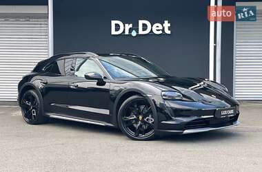 Универсал Porsche Taycan Cross Turismo 2023 в 